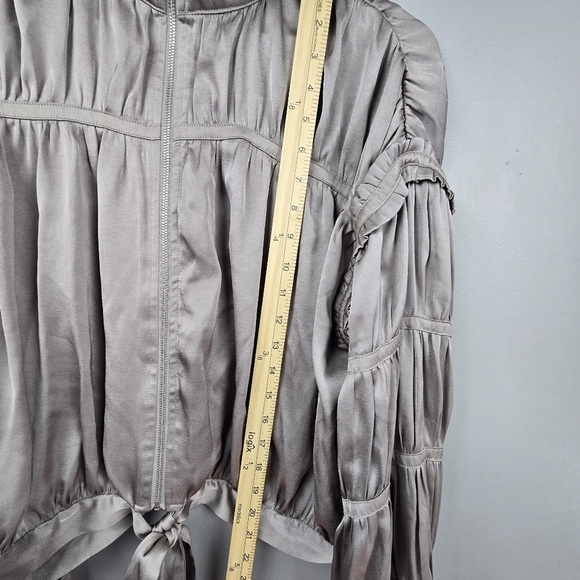 CURRENT AIR Anthropology‎ Gray Crop Long Sleeve Satin Jacket Womens Size L - Picture 12 of 12